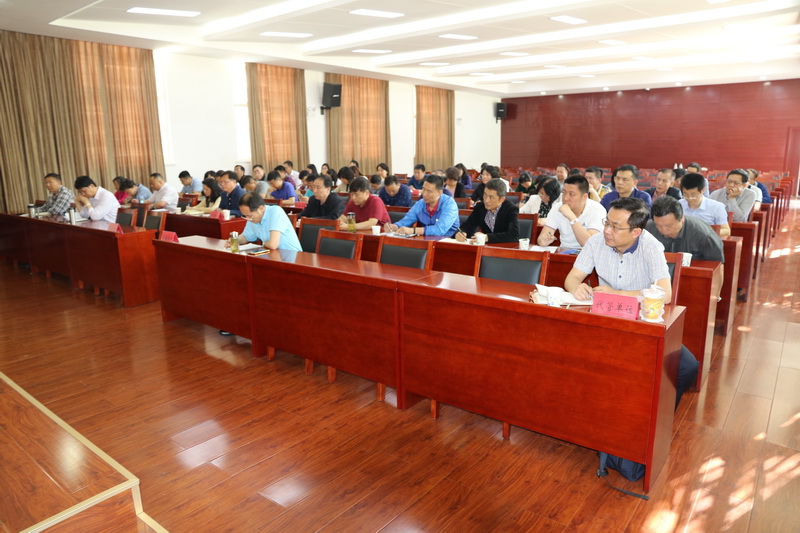 市社组织 开展宪法学习党课教育2.jpg
